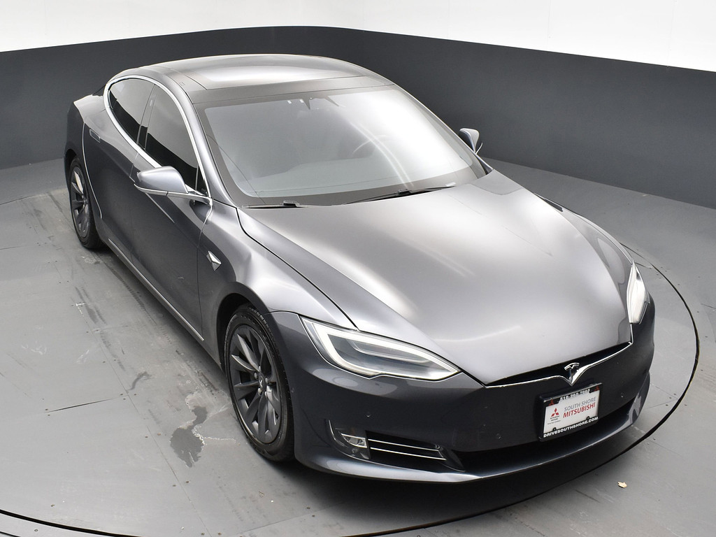 image-16 2018 Tesla Model S