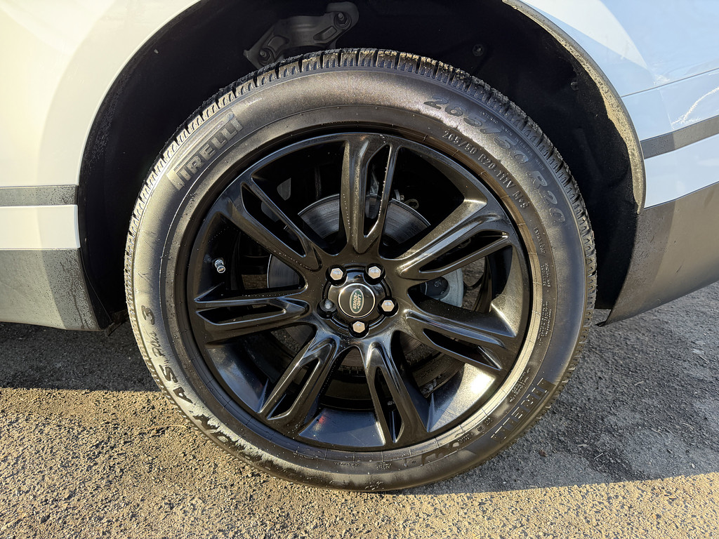 image-18 2019 Land Rover Range Rover Velar