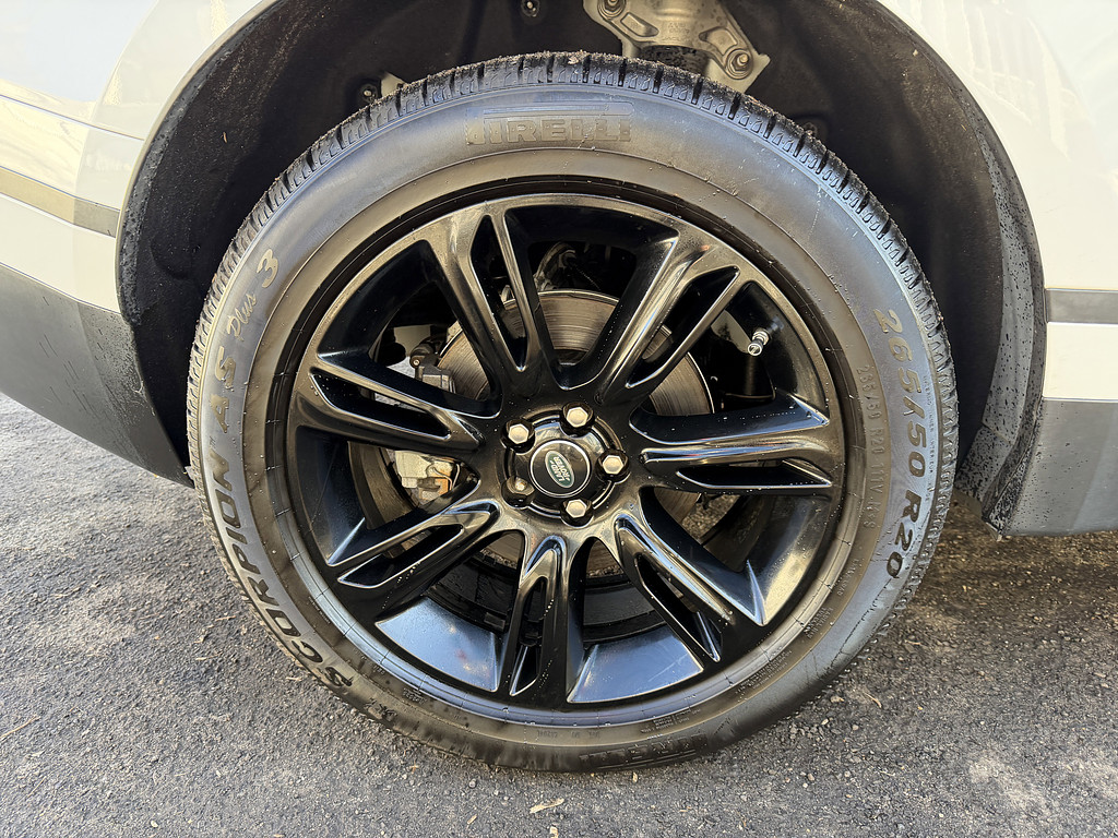 image-19 2019 Land Rover Range Rover Velar