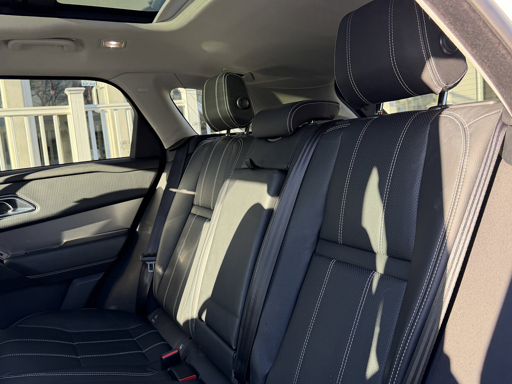 image-37 2019 Land Rover Range Rover Velar