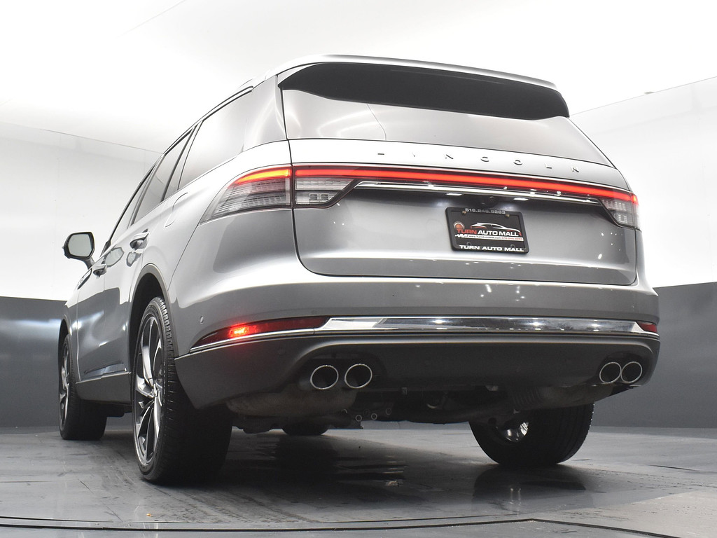 2023 Lincoln Aviator Located at South Shore Mitsubishi light-box-slides