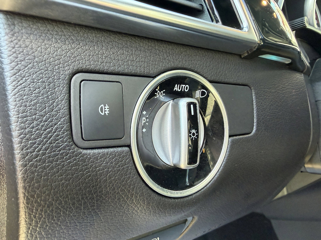 2017 Mercedes-Benz GLE Located at South Shore Mitsubishi light-box-slides