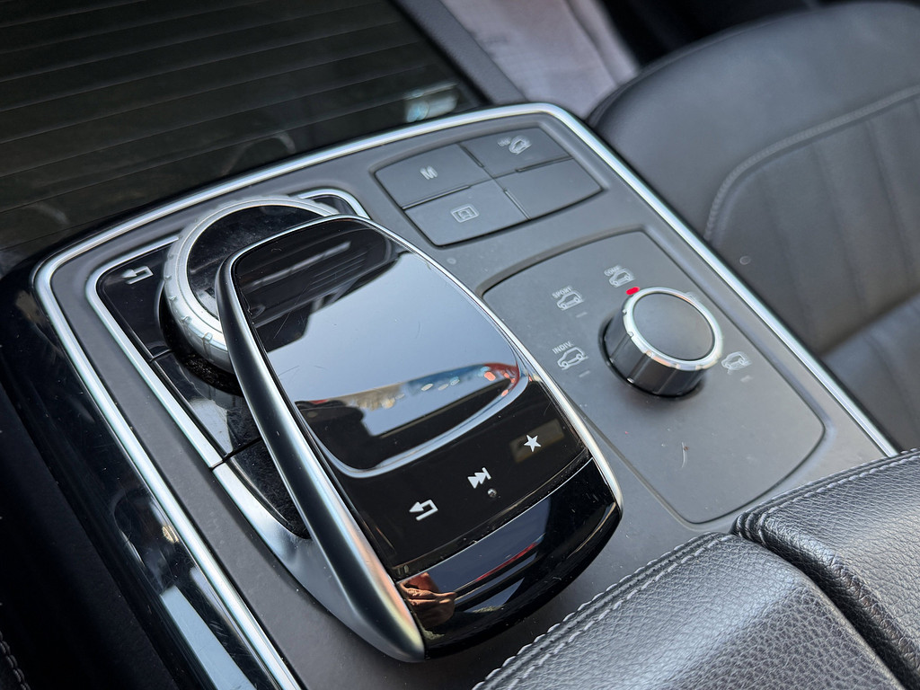 2017 Mercedes-Benz GLE Located at South Shore Mitsubishi light-box-slides