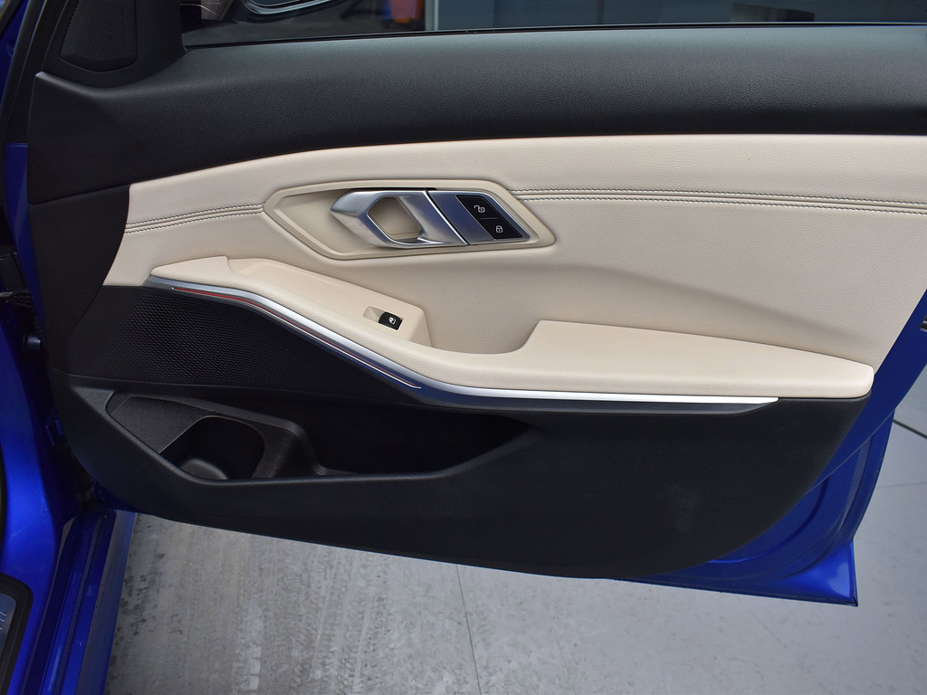 2021 BMW 3 Series Located at South Shore Mitsubishi slide-image