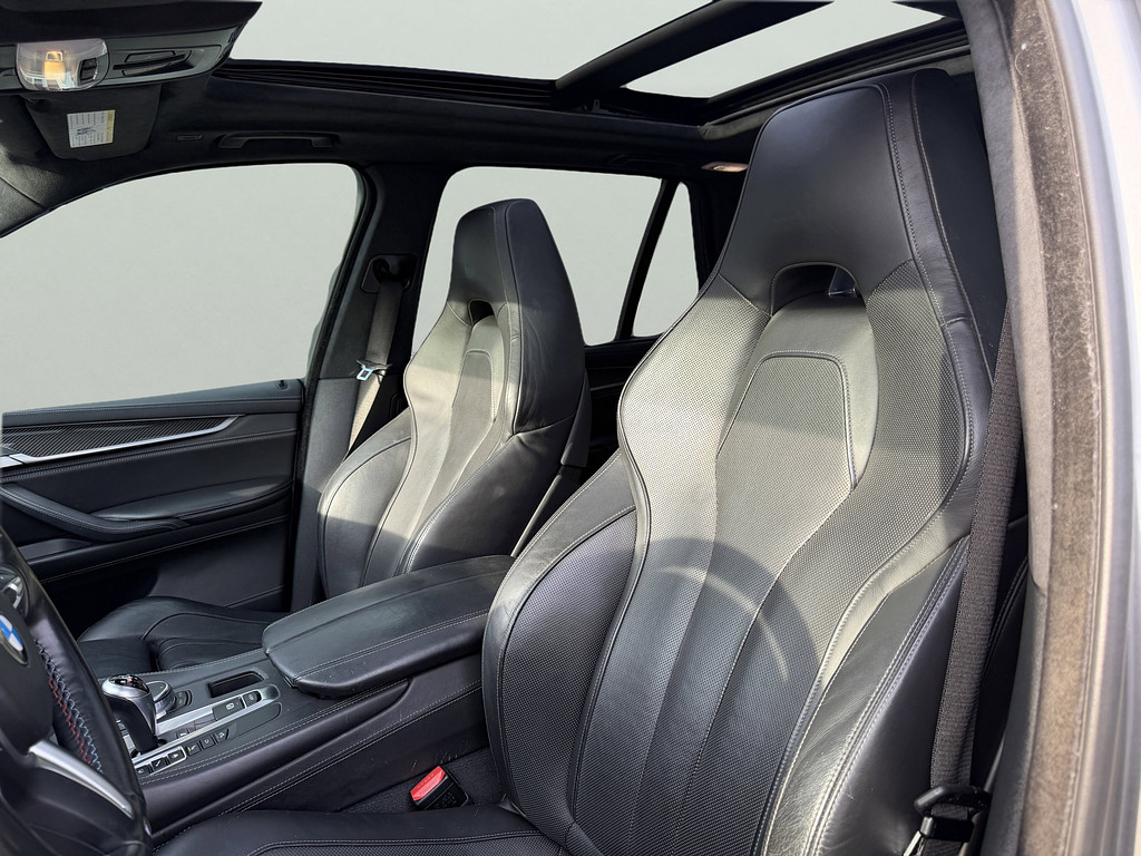 2017 BMW X5 M Located at South Shore Mitsubishi light-box-slides