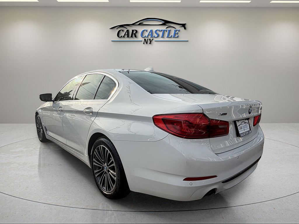 2019 BMW 5 Series Located at South Shore Mitsubishi light-box-slides