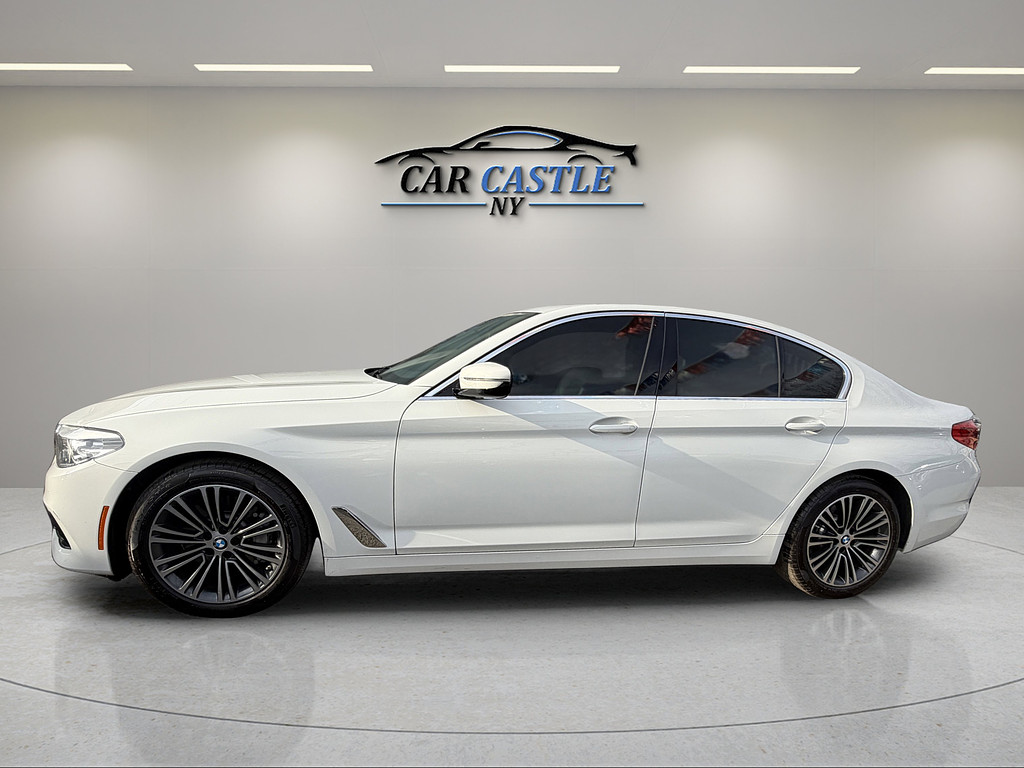 2019 BMW 5 Series Located at South Shore Mitsubishi light-box-slides