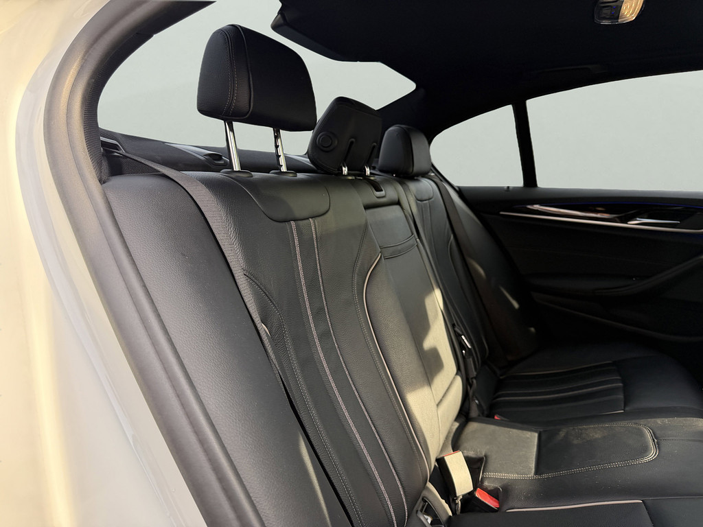 2019 BMW 5 Series Located at South Shore Mitsubishi slide-image