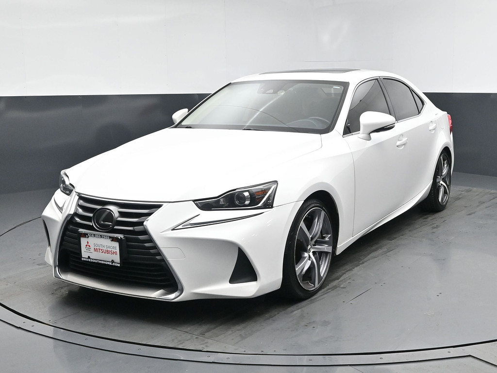 2018 Lexus IS