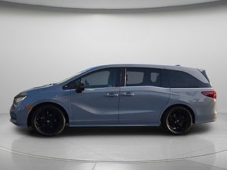 Thumbnail - 2023 Honda Odyssey