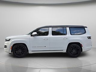 Thumbnail - 2022 Jeep Grand Wagoneer