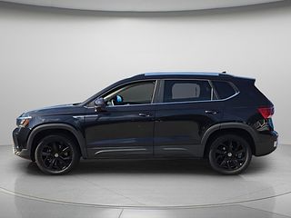 Thumbnail - 2022 Volkswagen Taos