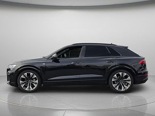 Thumbnail - 2026 Audi Q8
