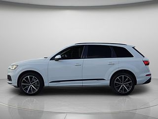 Thumbnail - 2023 Audi Q7