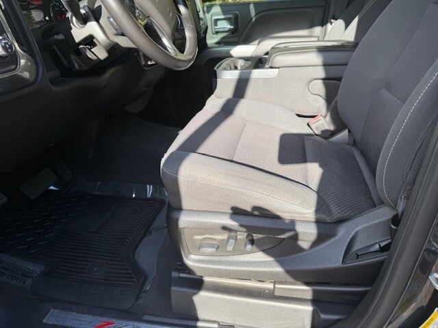 2018 Chevrolet Silverado Located at Cartime light-box-slides