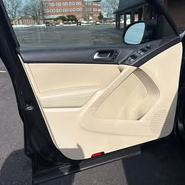 2017 Volkswagen Tiguan Located at Cartime slide-image