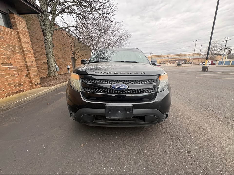 2014 Ford Explorer Sport Located at Cartime slide-image