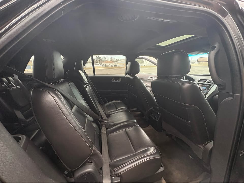 2014 Ford Explorer Sport Located at Cartime light-box-slides