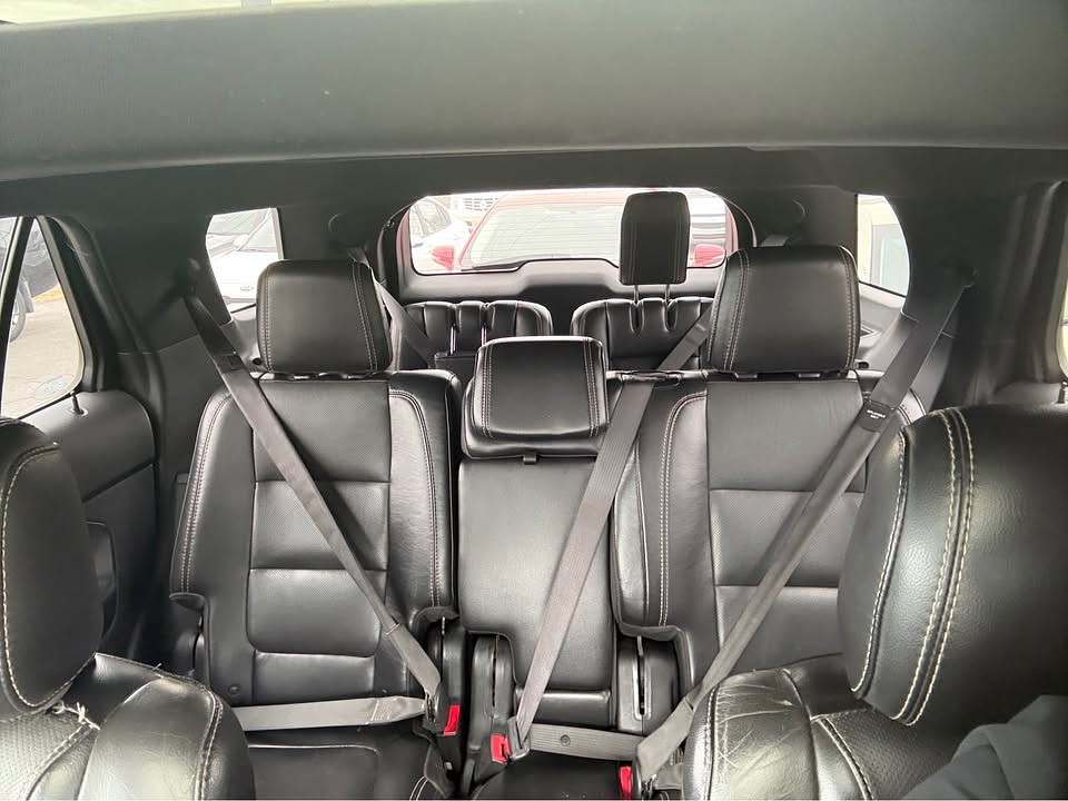 2014 Ford Explorer Sport Located at Cartime light-box-slides