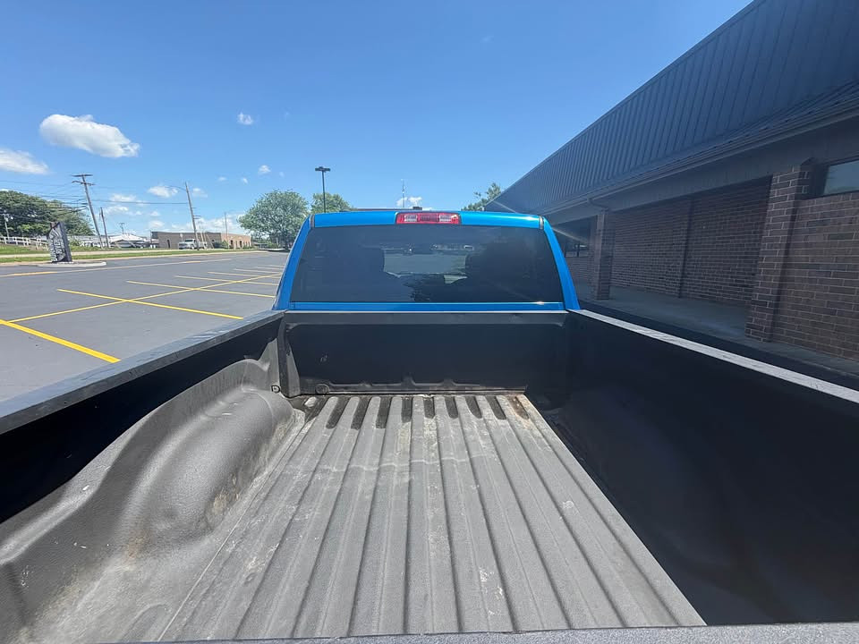 slide-image