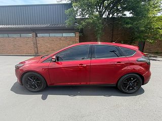 Thumbnail - 2016 Ford Focus Hatchback
