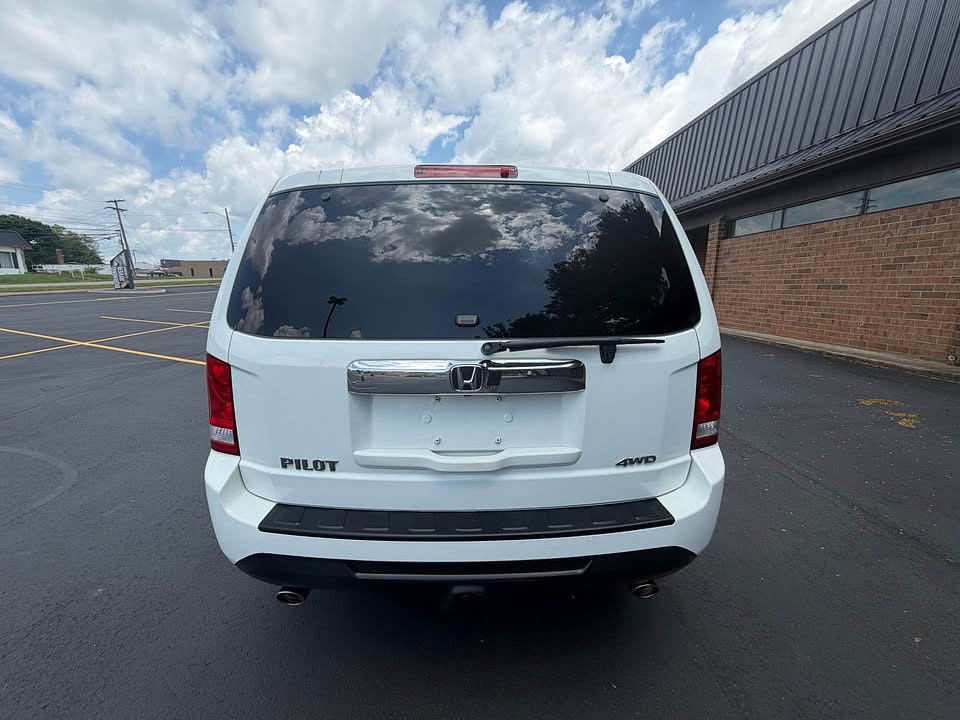 2014 Honda Pilot 4WD Located at Cartime slide-image