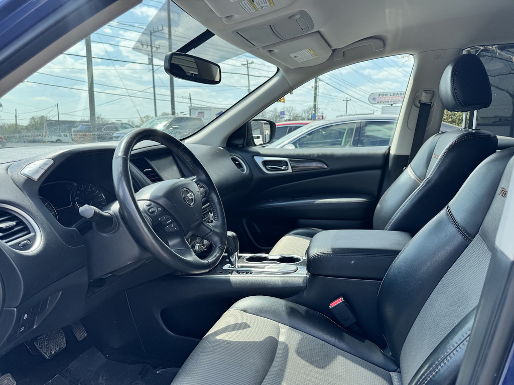 2019 Nissan Pathfinder SV - Photo 8