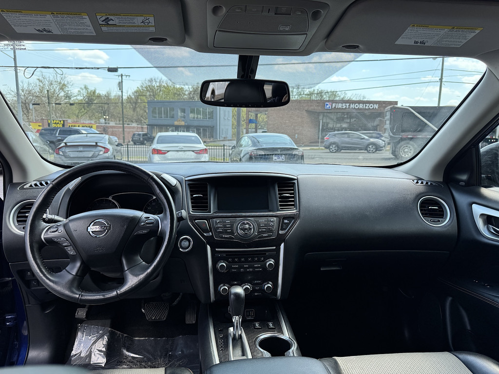 2019 Nissan Pathfinder SV - Photo 10