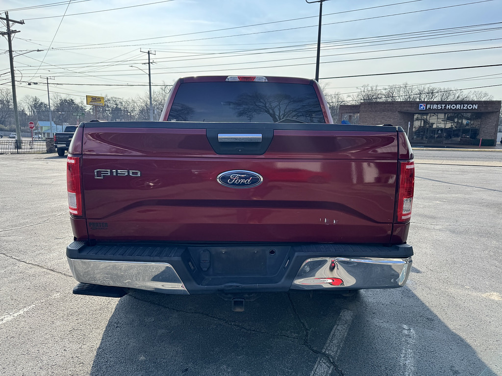 2016 Ford F-150 CREW CAB Located at Auto Credit Group LLC light-box-slides