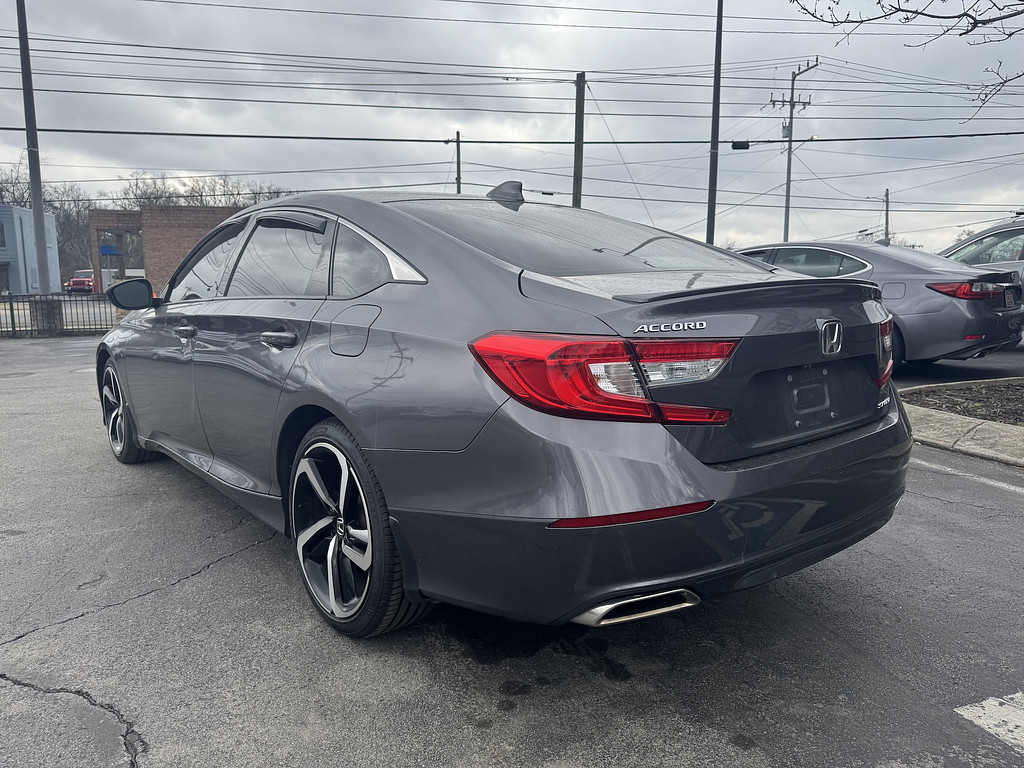 2019 Honda ACCORD Located at Auto Credit Group LLC light-box-slides
