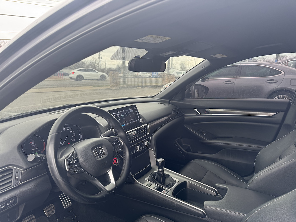 2019 Honda ACCORD Located at Auto Credit Group LLC slide-image