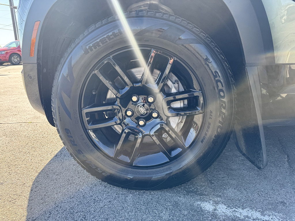 2023 LAND ROVER DEFENDER 130 X-DYNAM Located at Auto Credit Group LLC light-box-slides