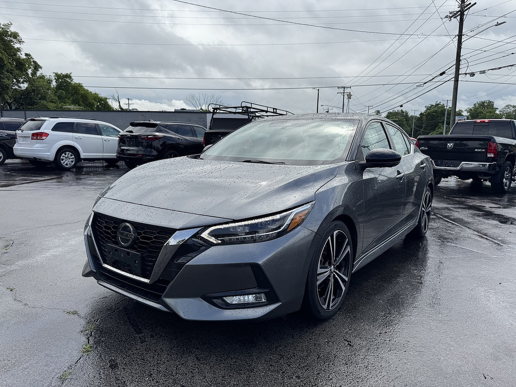 2021 Nissan Sentra SR CVT's photo