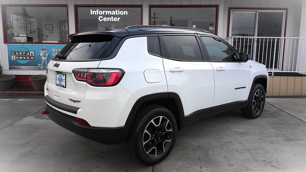 2019 Jeep COMPASS Located at World Famous Car Sales light-box-slides
