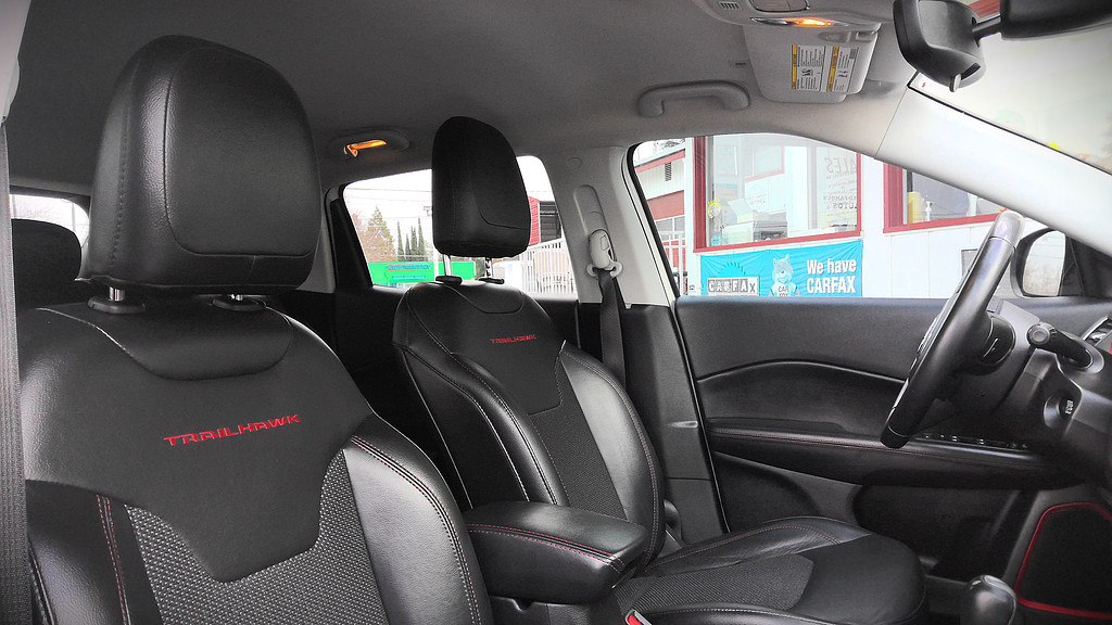 2019 Jeep COMPASS Located at World Famous Car Sales light-box-slides