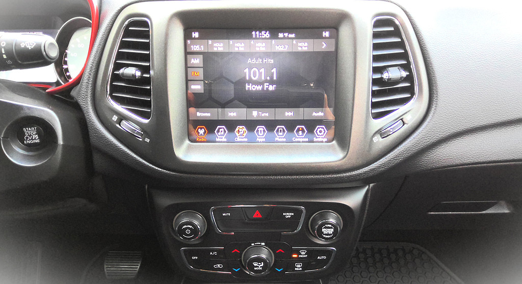 2019 Jeep COMPASS Located at World Famous Car Sales light-box-slides