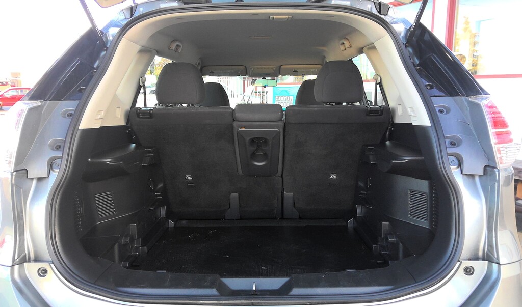 2016 Nissan ROGUE Located at World Famous Car Sales light-box-slides