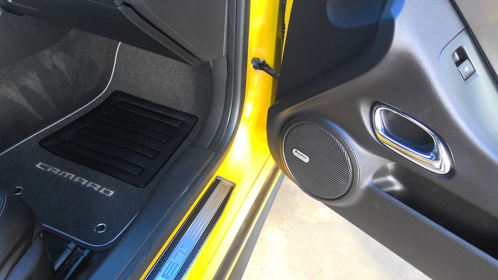 2011 Chevrolet Camaro Located at World Famous Car Sales slide-image