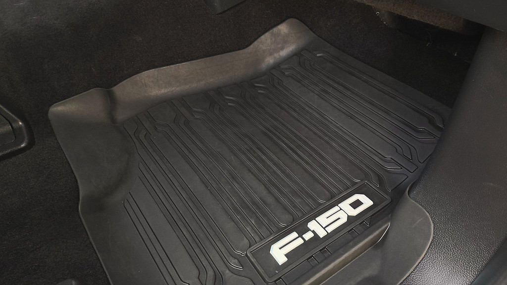 2021 Ford F150 Located at World Famous Car Sales slide-image