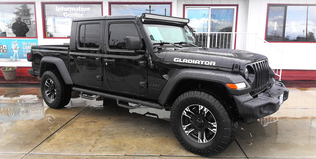 2020 Jeep GLADIATOR Located at World Famous Car Sales light-box-slides