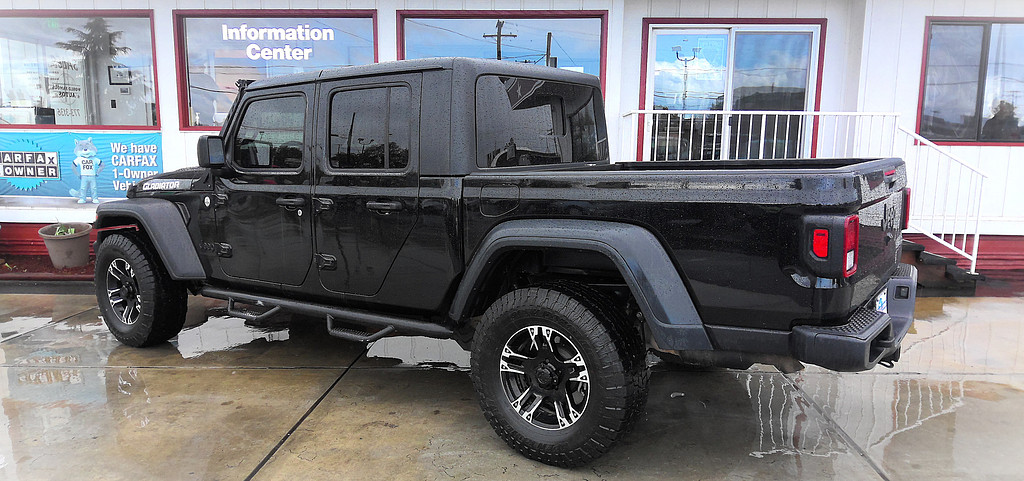 2020 Jeep GLADIATOR Located at World Famous Car Sales light-box-slides