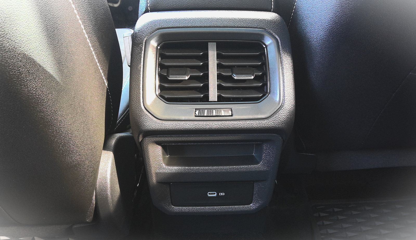 2024 Volkswagen TAOS