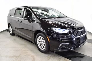 Thumbnail - 2024 Chrysler Pacifica