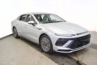 Thumbnail - 2025 Hyundai Sonata Hybrid