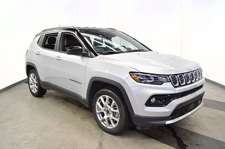 Thumbnail - 2025 Jeep Compass
