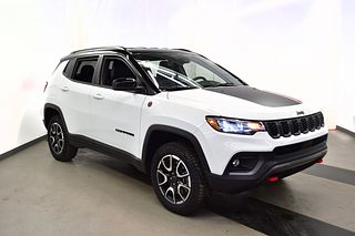 Thumbnail - 2025 Jeep Compass