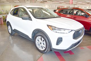 Thumbnail - 2025 Ford Escape
