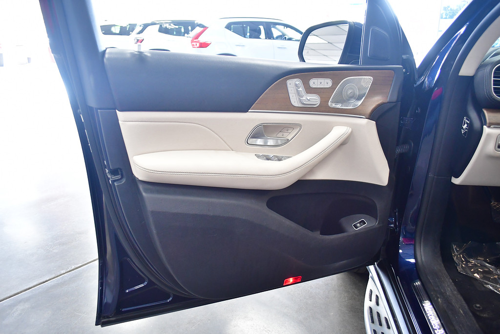 slide-image