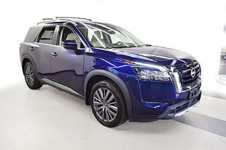 Thumbnail - 2023 Nissan Pathfinder
