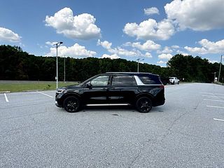 Thumbnail - 2022 Kia Carnival